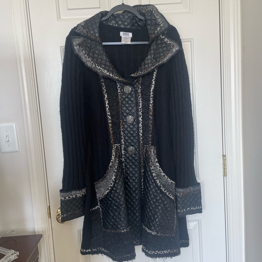 Vintage Monroe & Main Quilted Faux Leather Trim animal print Cardigan‎ Jacket
